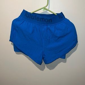 Lululemon logo waistband train shorts